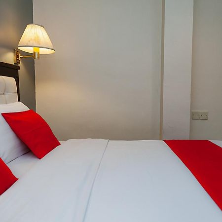 סיבו Super Oyo 90055 Mansion Inn מראה חיצוני תמונה