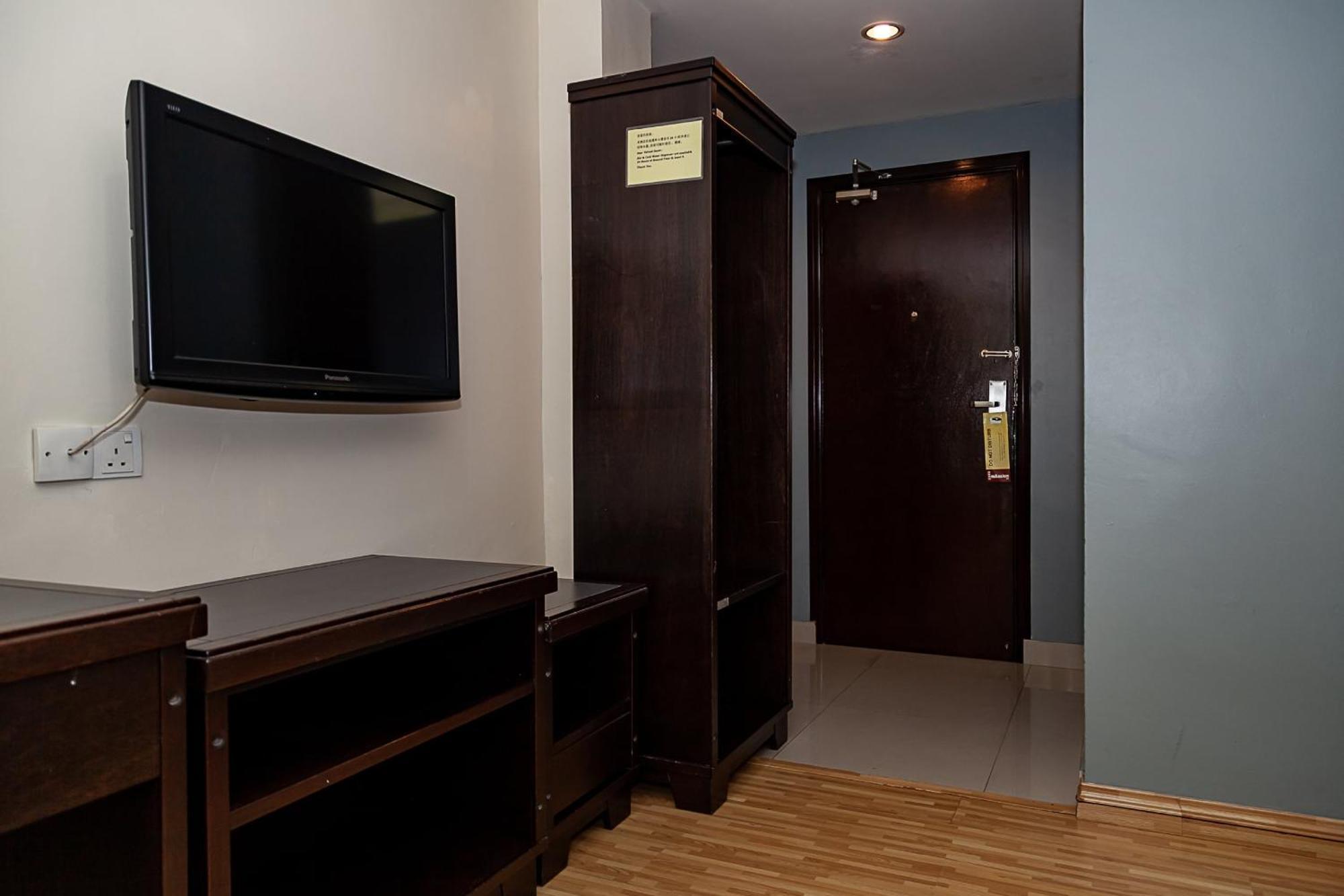 סיבו Super Oyo 90055 Mansion Inn מראה חיצוני תמונה