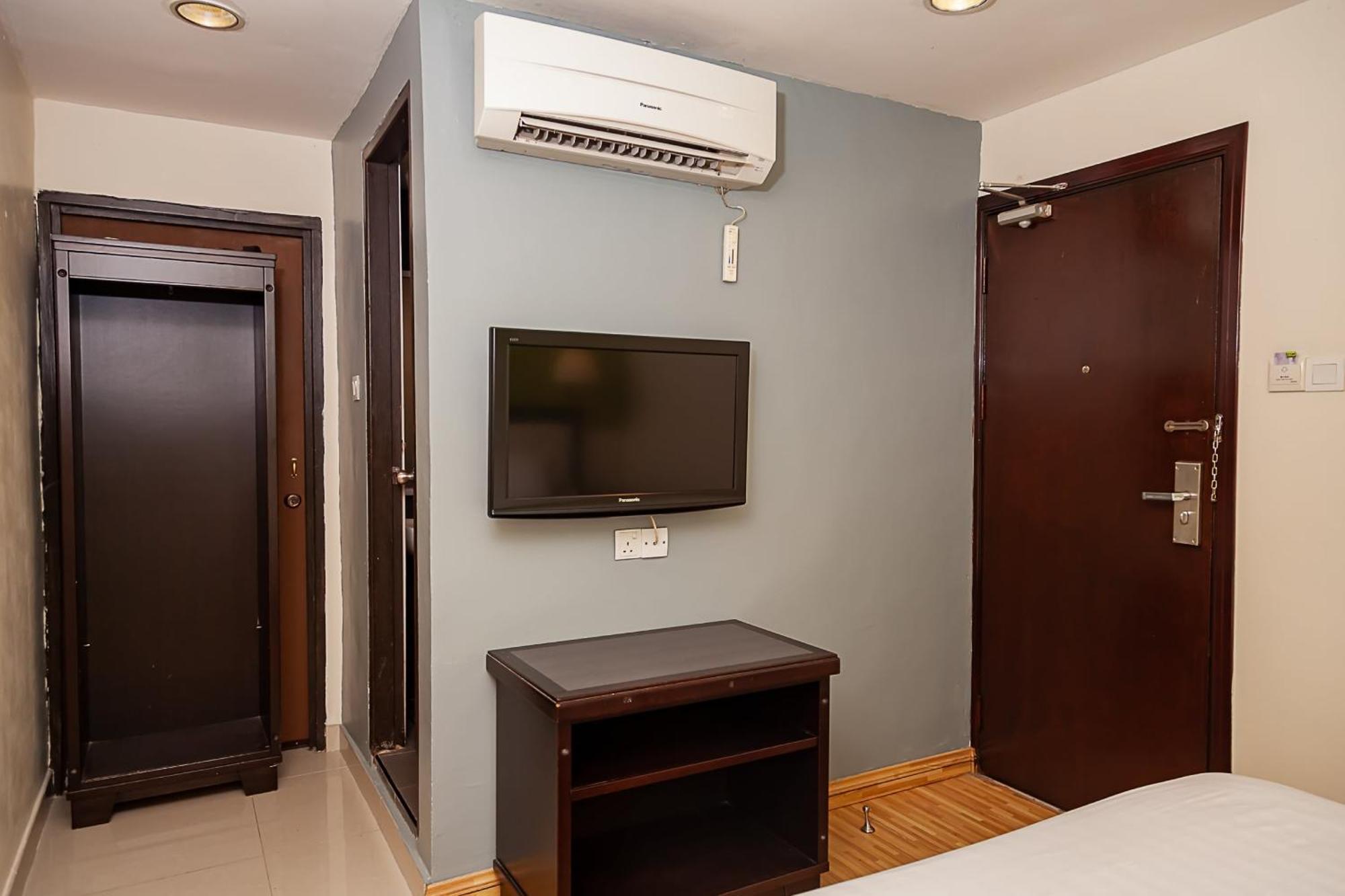 סיבו Super Oyo 90055 Mansion Inn מראה חיצוני תמונה