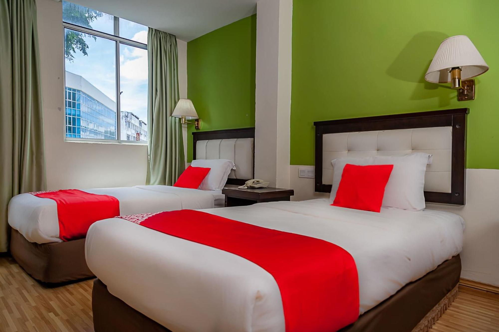 סיבו Super Oyo 90055 Mansion Inn מראה חיצוני תמונה