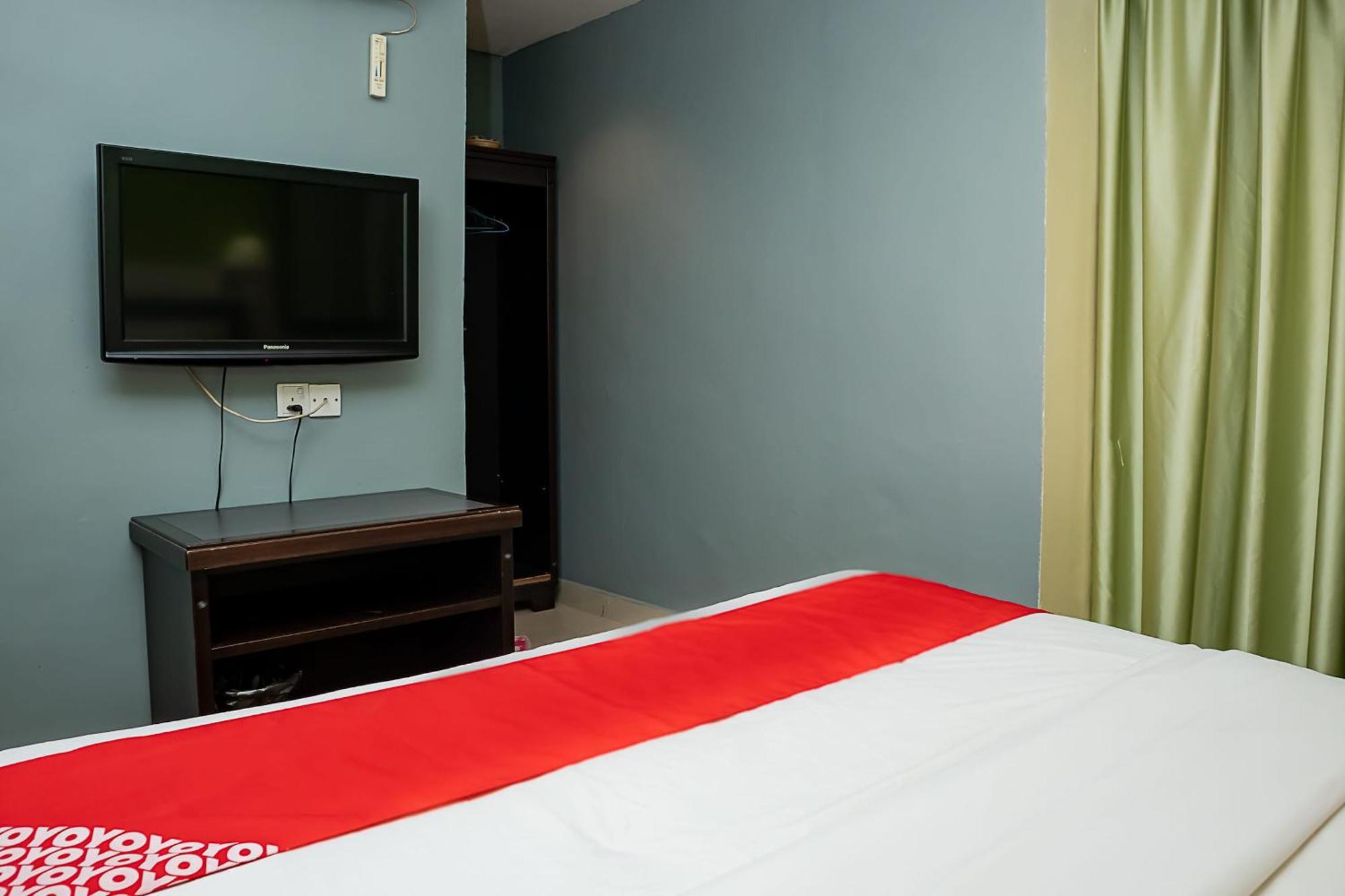 סיבו Super Oyo 90055 Mansion Inn מראה חיצוני תמונה
