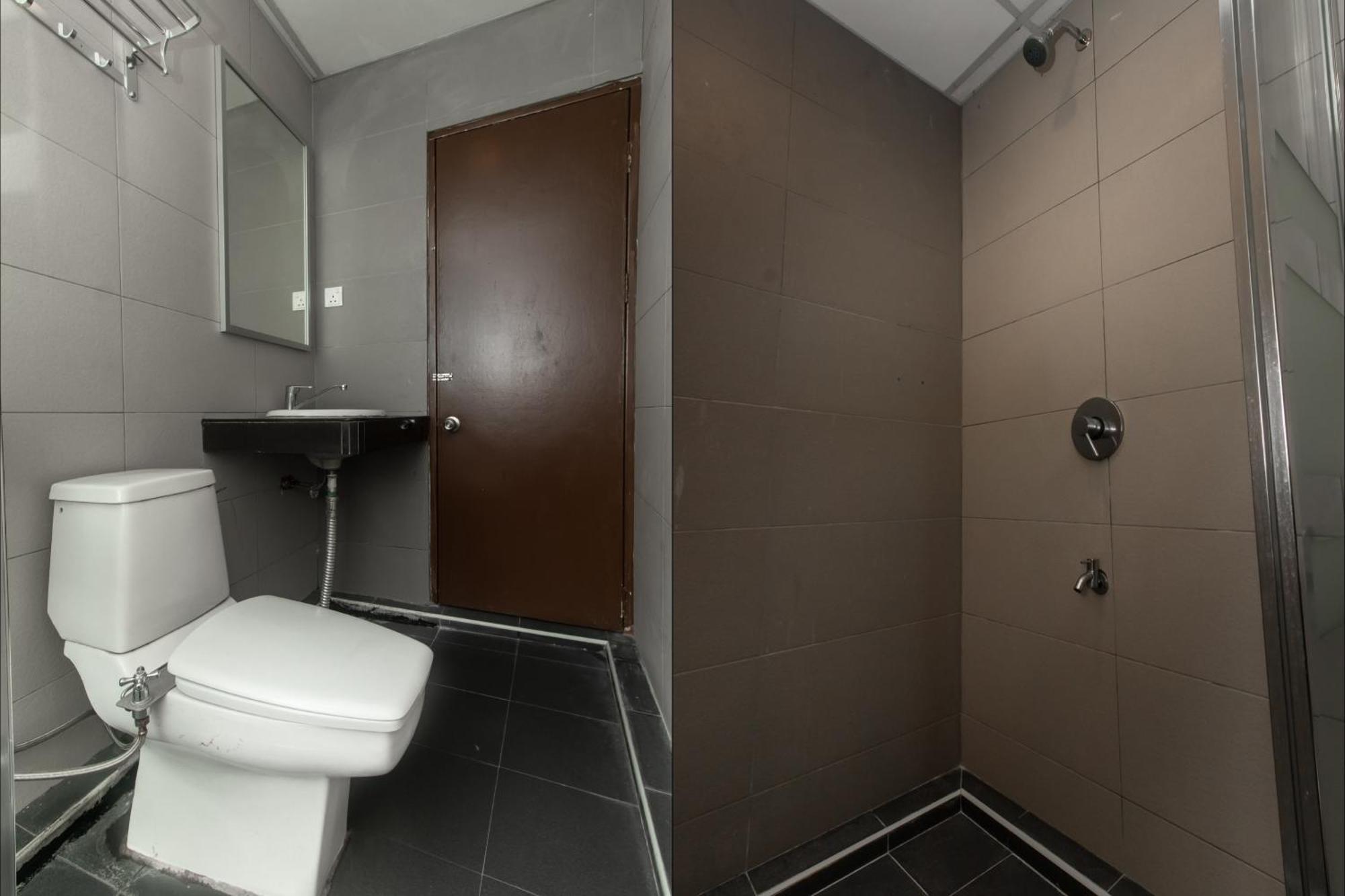 סיבו Super Oyo 90055 Mansion Inn מראה חיצוני תמונה