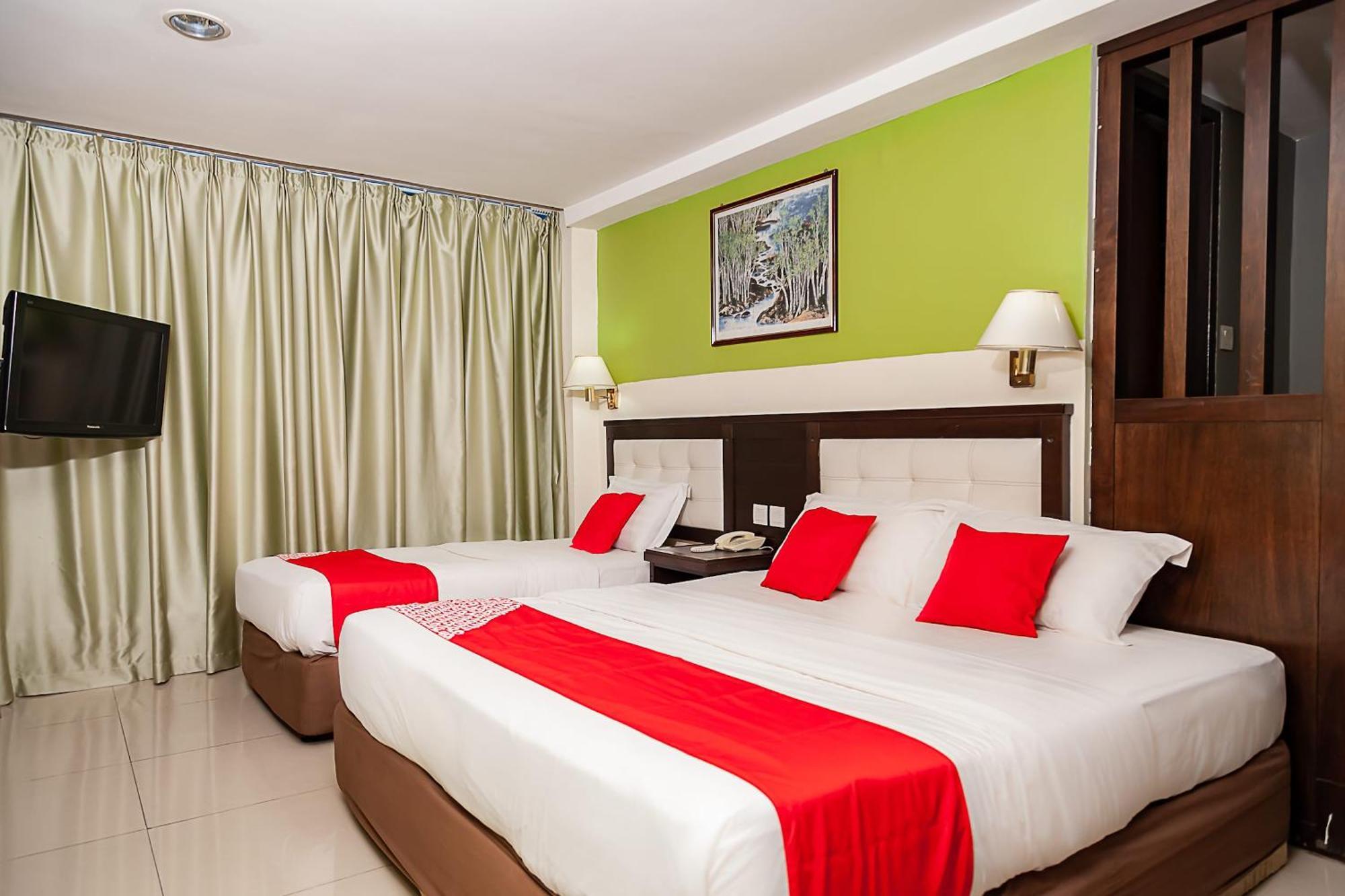 סיבו Super Oyo 90055 Mansion Inn מראה חיצוני תמונה